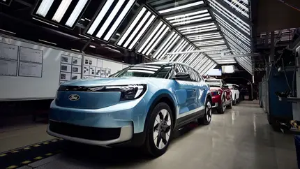 Китай перекрывает кислород США: заводы Ford оказались под угрозой