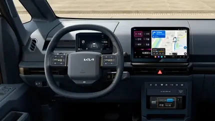 Kia PV5 Taxi получил дисплей, о котором таксисты в России только грезят