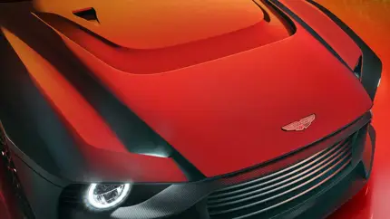 290 млн рублей: в России продается новый суперкар Aston Martin Valour