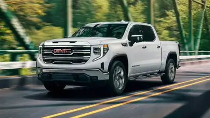 Следующая ступень комфорта: новые GMC Sierra и Chevrolet Silverado обзаведутся вторым дисплеем
