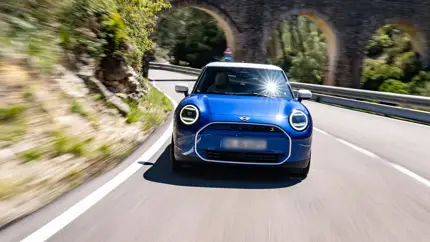 В РФ появился новый электрический  Mini Cooper: названа цена