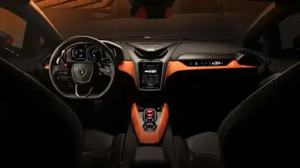 Первый в РФ Lamborghini Revuelto стоимостью 140 млн рублей купили за один день