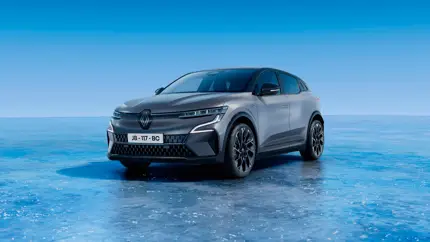 Французы решились на радикальный шаг: Renault отправил в прошлое самый популярный компакт