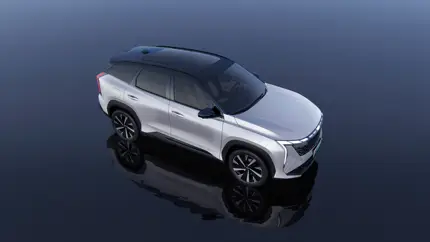 В Москве замечен новый Geely Atlas