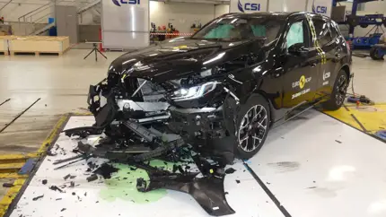 Манекены аплодируют стоя: BMW X3 не просто выдержал удар, а победил его