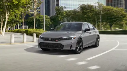 Дебютировал обновленный 200-сильный седан Honda Civic Si