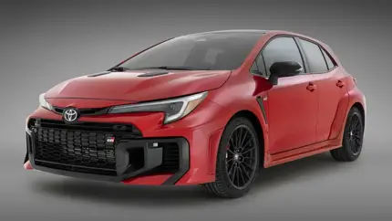 Toyota GR Corolla появилась в России: чем автомобиль может удивить
