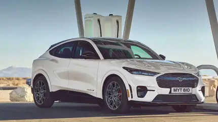Несмотря на новый курс: электрический Mustang Mach-E останется в строю