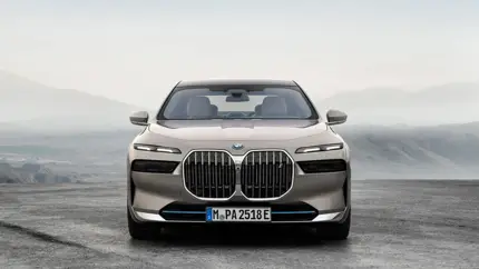 В России появился новый BMW i7: цена шокирует