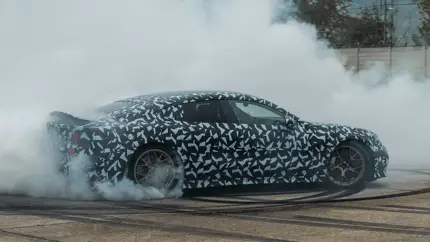 Новый AMG GT 4-Door Coupe покажут 20 мая — и это будет не просто смена кузова
