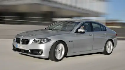 В России продают 11-летний BMW 520i: автомобиль хранился как экспонат коллекции