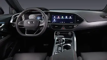 До официального дебюта: в Россию отправлены обновлённые автомобили Geely Tugella