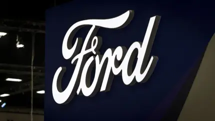 Пока конкуренты сдают позиции, Ford продолжает курс: компания отвела себе 25 лет