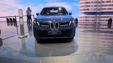 Первый в линейке Neue Klasse: в Мюнхене дебютировал  новый кроссовер BMW iX3