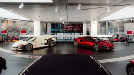 Alfa Romeo открывает двери перед легендарной моделью: 33 Stradale - снова в Арезе