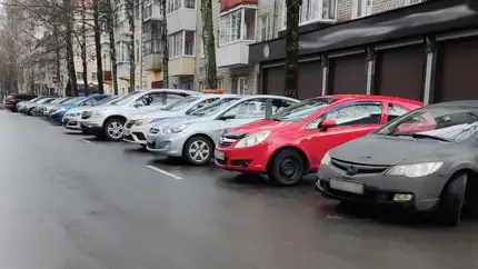 Пренебрегать нельзя: эксперты назвали часто забываемые водителями правила парковки