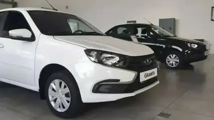 Подорожали, но не все: в РФ поднялись ценники на новые Lada Granta и Niva Legend