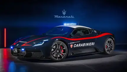 Первый Maserati - карабинерам: исторический момент на итальянской земле