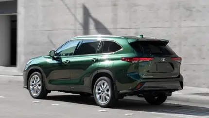 Toyota отзывает в России более 2 тыс. своих кроссоверов: названа причина
