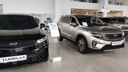 Что будет с авторынком России в 2024 году: три сценария