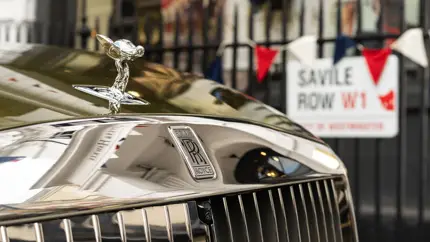 Когда легендарный двигатель V12 на моделях Rolls-Royce уйдёт в историю