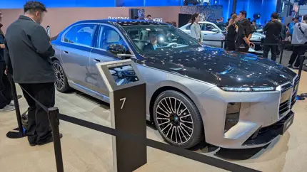 Искусство индивидуальности: BMW 7-й серии предлагает 700 вариантов персонализации для салона авто
