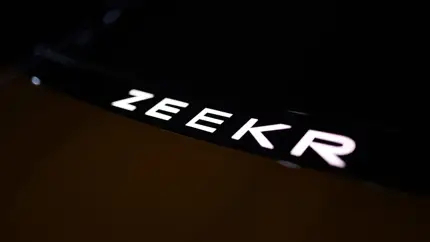 Zeekr 8X раскрыли раньше времени — гибрид, который едет как электрокар