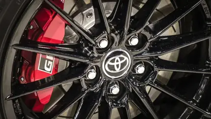 Электромобильная революция от Toyota: к 2028 году компанию ждут большие перемены