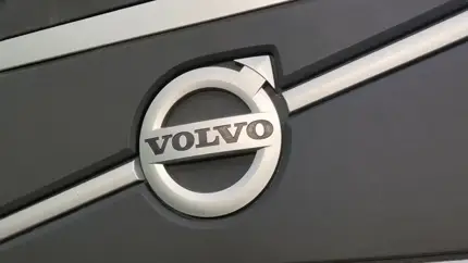 В России продают Volvo S60 почти без пробега по цене новой «Весты»