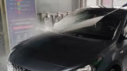 Эксперт объяснила, чем полезен воск для кузова автомобиля