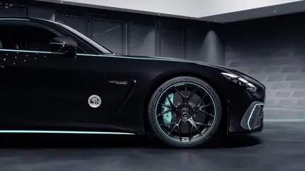 Этот новый Mercedes-AMG GT 63 Pro выпустят тиражом всего 200 штук