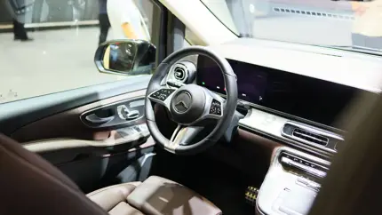 После снятия АКБ «умный» автомобиль сошёл с ума? Вот как всё восстановить
