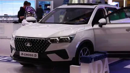 Раскрыта судьба модели Lada X-Cross 5 в РФ