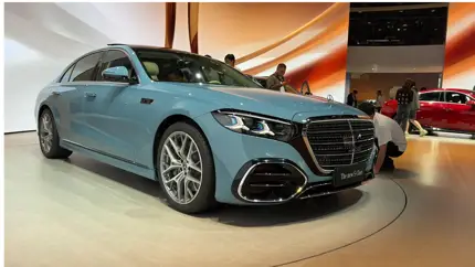 Mercedes-Benz S-Class станет гибридом: роскошь теперь можно возить почти без бензина