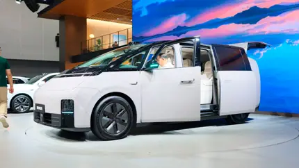 Китайский электрокар закипел: Li Auto спешно отзывает 11 тысяч машин