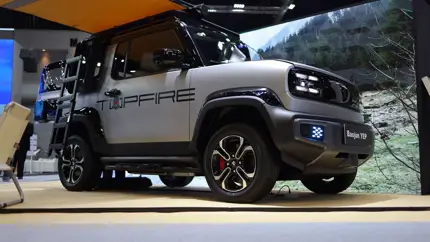 В Бангкоке дебютировал электрический мини-кар Wuling Baojun YEP