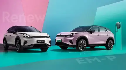 Lynk & Co представила кроссовер 06 Relive в новом цвете Twilight Purple