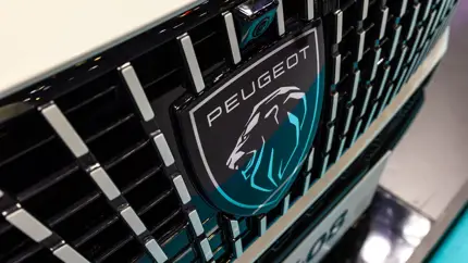 Готовится сенсация: чем удивит публику компания Peugeot на автосалоне в Брюсселе