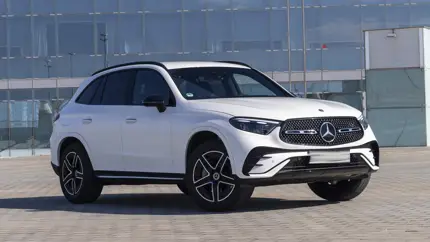 Более 15 тыс. кроссоверов Mercedes-Benz GLC попали под отзыв из-за регулировки фар