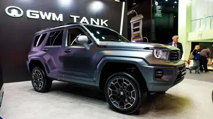 Настоящий Танк для пустынь и трасс: теперь ему придется сразиться с LADA там, где никто не ждал