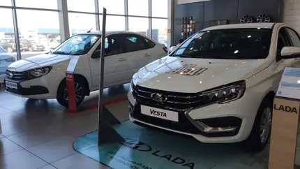 Стало известно, сколько новых авто купили россияне за первые три месяца 2024 года