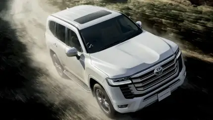 Toyota Land Cruiser 300 обновился: что изменилось?