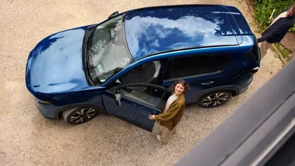 Mazda представит на автосалоне в Токио CX-5 в новом оттенке «Navy Blue Mica»