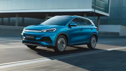 BYD прокачал Atto 3: китайский электрокар стал быстрее Golf R и получил задний привод