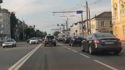 Названа очень опасная ошибка водителей при повороте налево