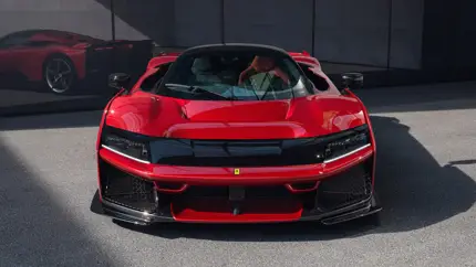 Представлен новый супергибрид Ferrari F80: его мощность достигает 1200 л.с.