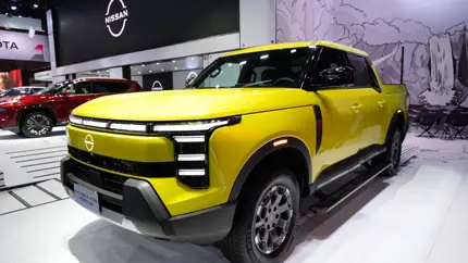 Nissan сделал ставку на Китай: пикап-гибрид и электроседан едут на экспорт