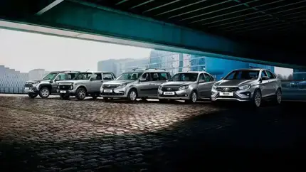 АвтоВАЗ решил соревноваться с суперкарами: модели Lada пытаются покорить ОАЭ