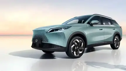 В РФ срочно отзывают почти 2,6 тыс. кроссоверов Omoda C7: что случилось?