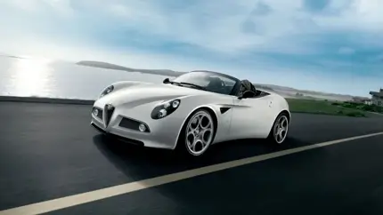 Почти 30 млн рублей: в РФ продают эксклюзивный Alfa Romeo 8C Competizione